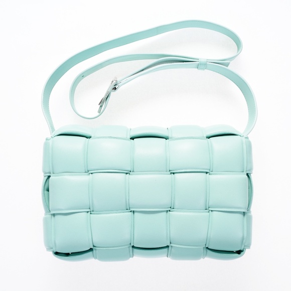 BOTTEGA VENETA blue leather PADDED CASSETTE Crossbody Shoulder Bag. Never Worn - Picture 3 of 10